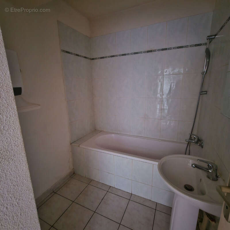 Appartement  2 pièce(s) 30 m2 à Pont de Beauvoisin 38 - photo 4