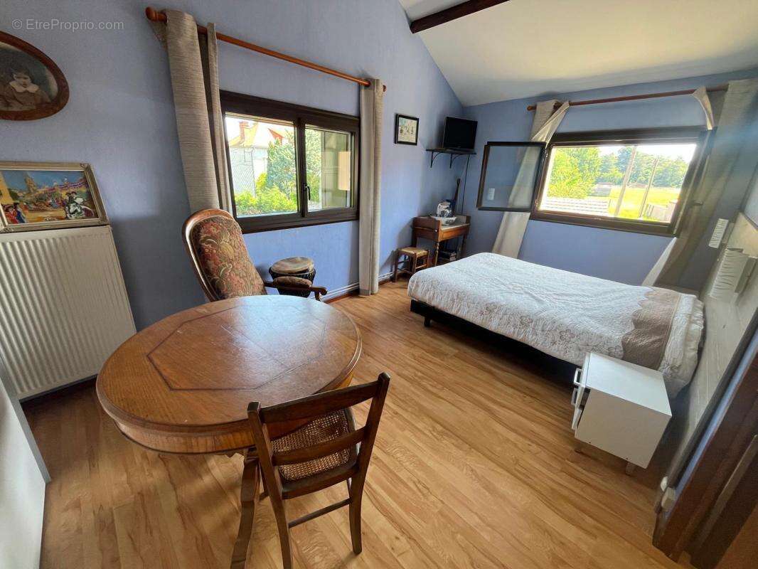 Maison à VIC-EN-BIGORRE