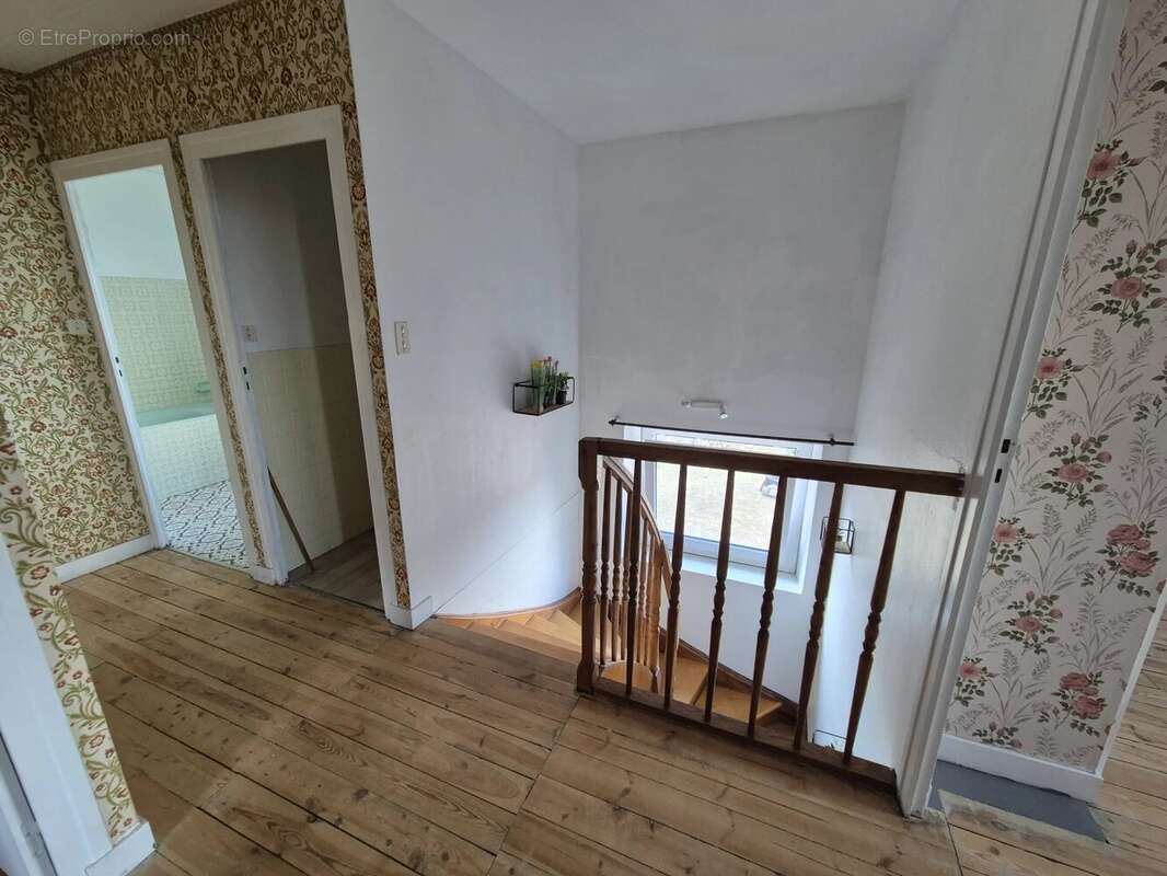 Le Brignon, maison de village , 127m² hab + dépendances - photo 6