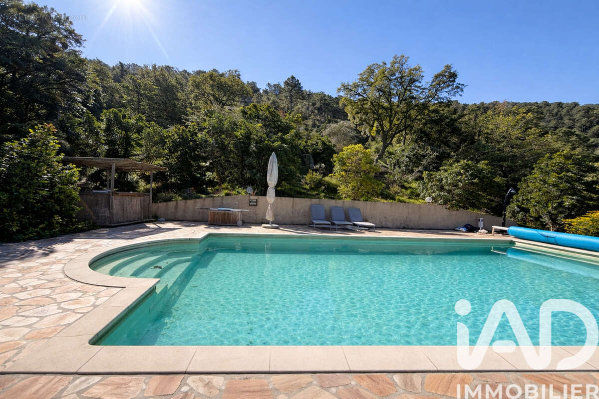 Photo 5 - Maison à LES ADRETS-DE-L'ESTEREL