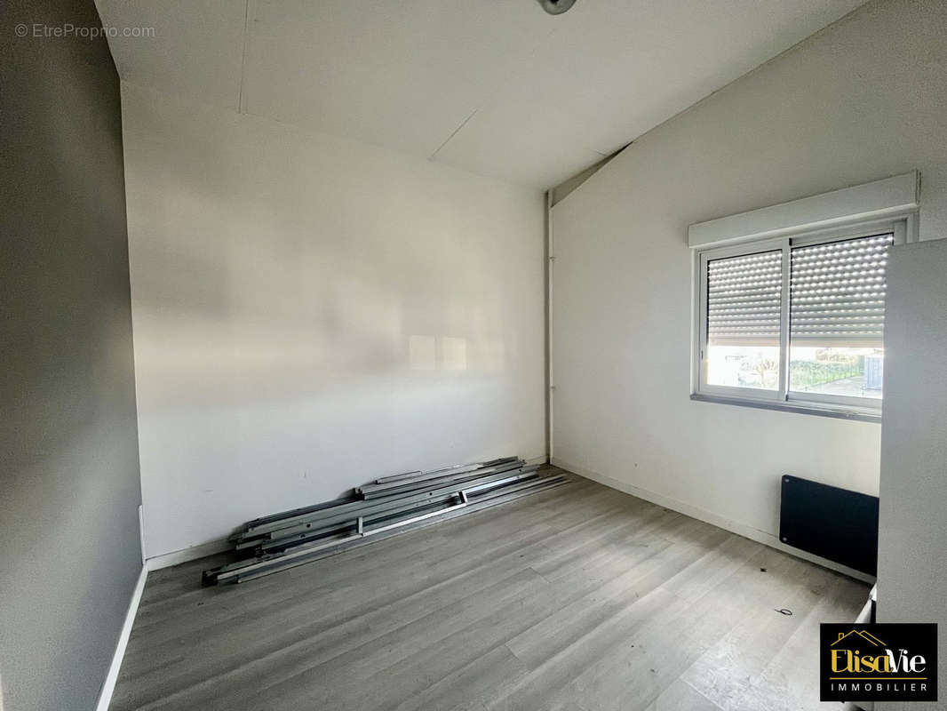 Commerce à GUJAN-MESTRAS