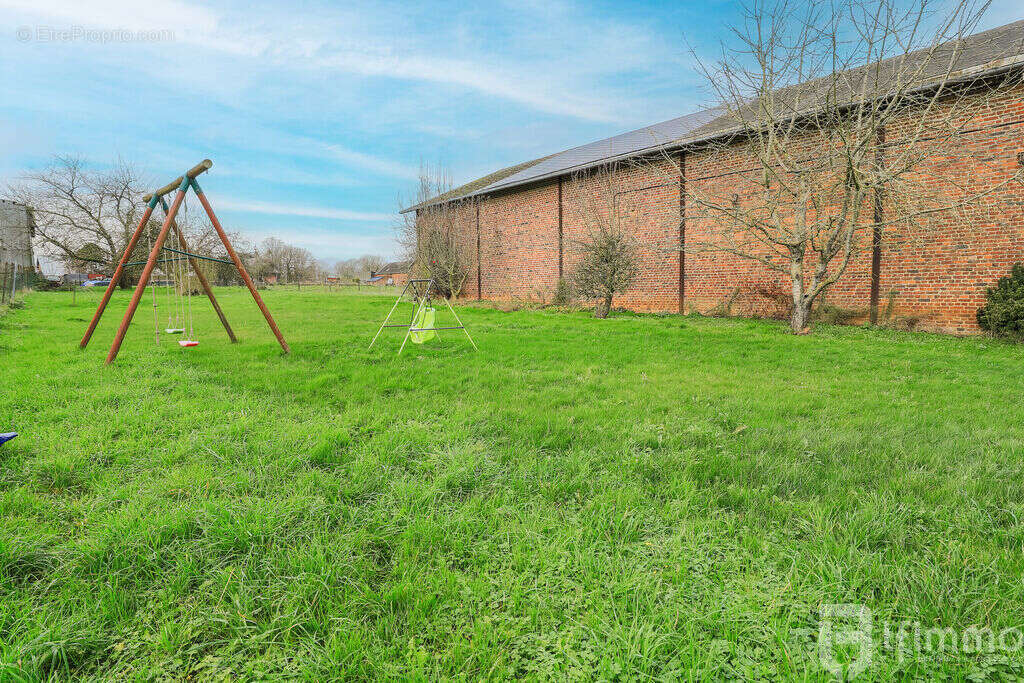 Maison à VILLERS-AU-FLOS