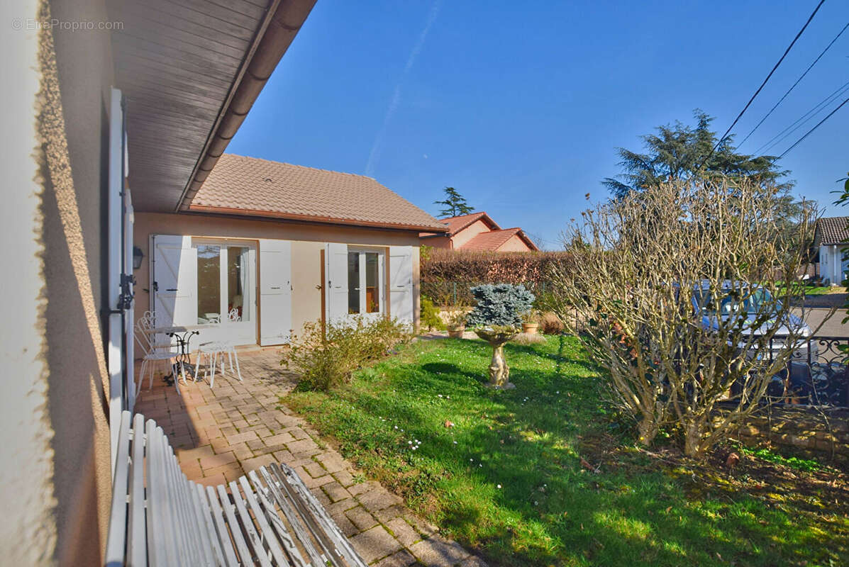 Maison à CHASSELAY