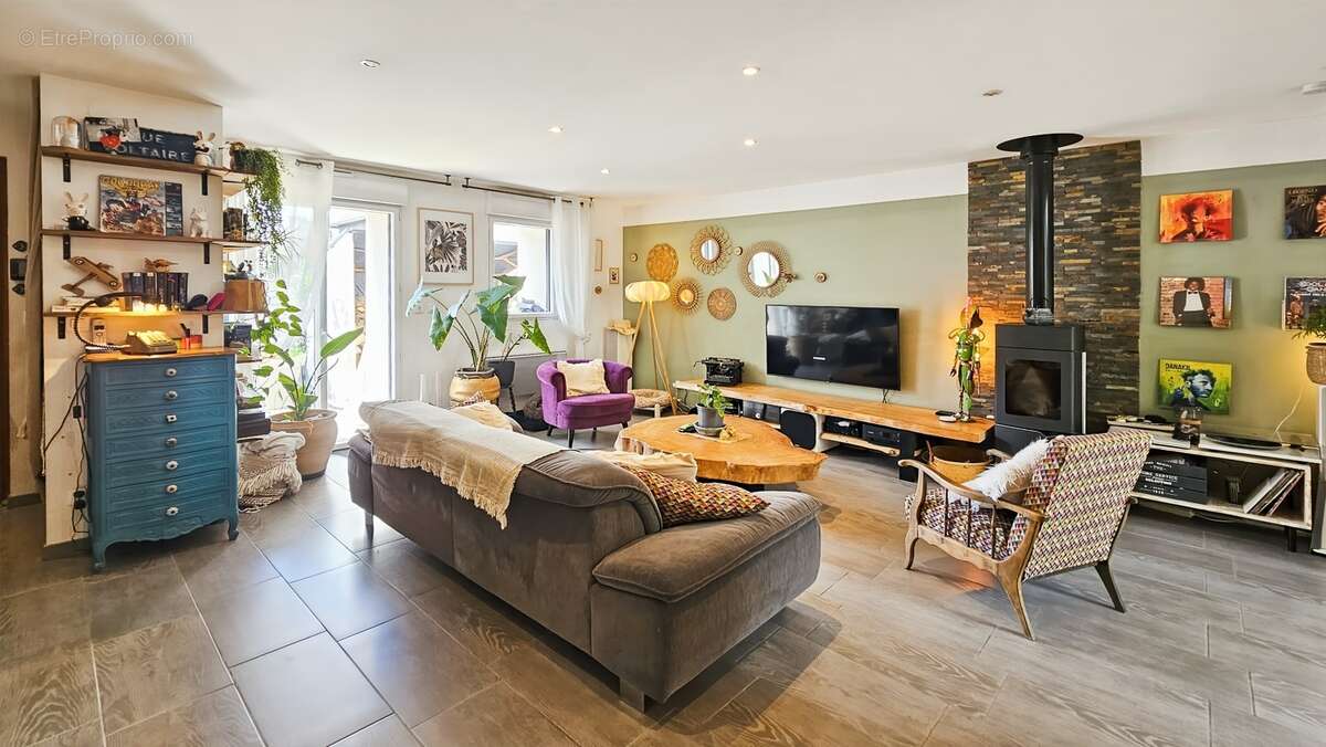 Maison à vendre 5 pièces TARBES avec jardin (65) - photo 6
