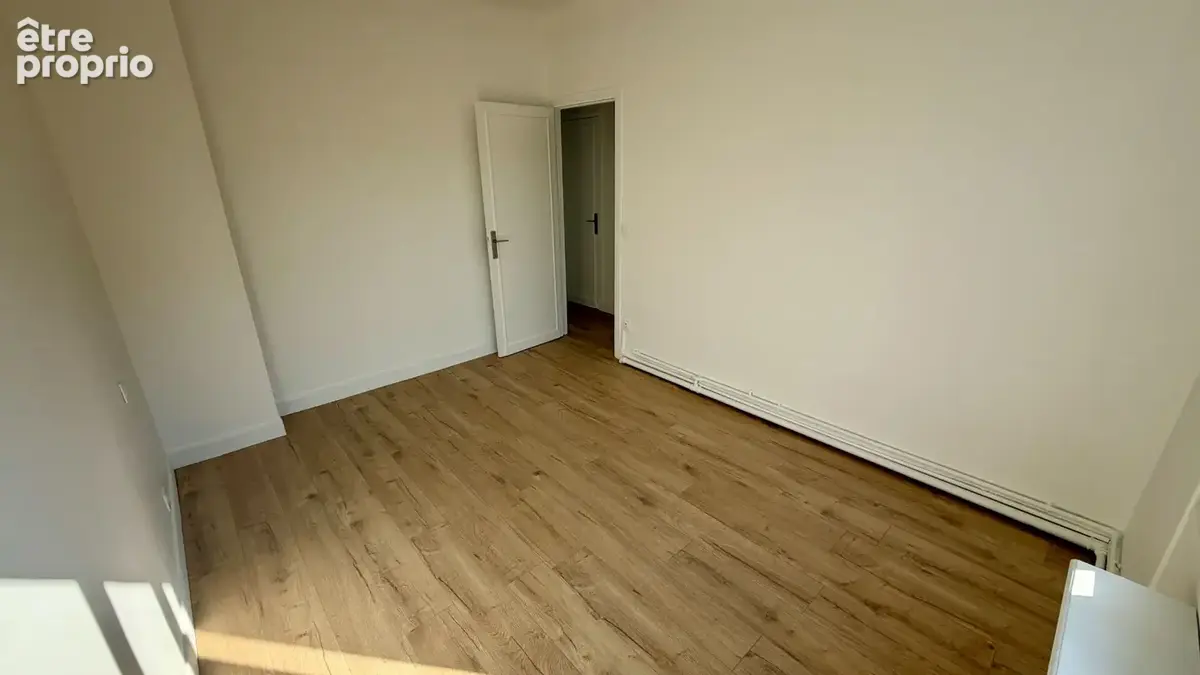 A vendre - Appartement Enghien Les Bains 3 pièce(s) 65 m2 - photo 7