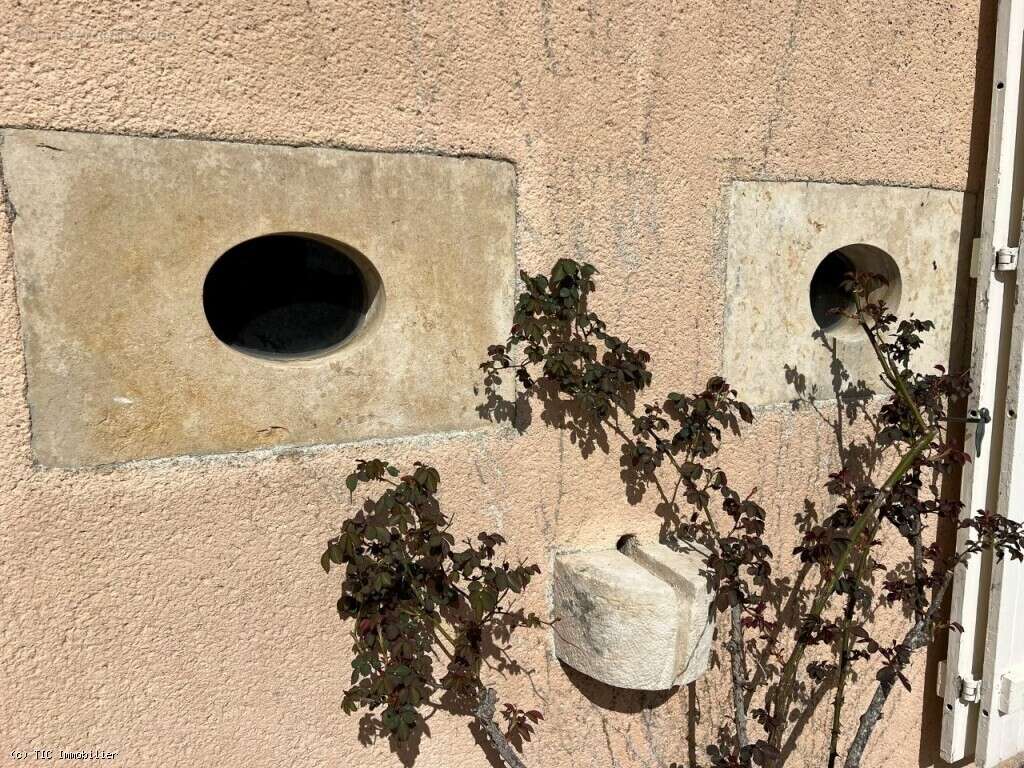 Maison à CHAMPAGNE-MOUTON