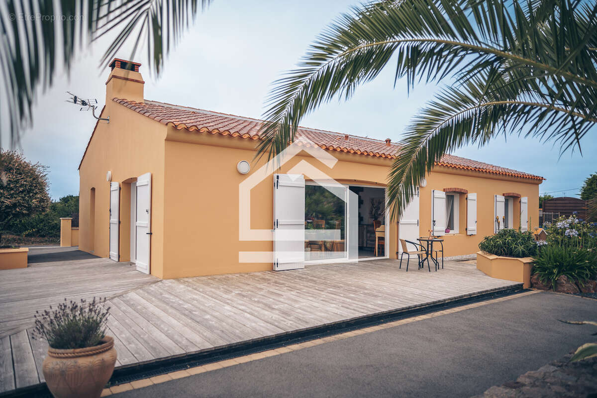 Maison à PREFAILLES