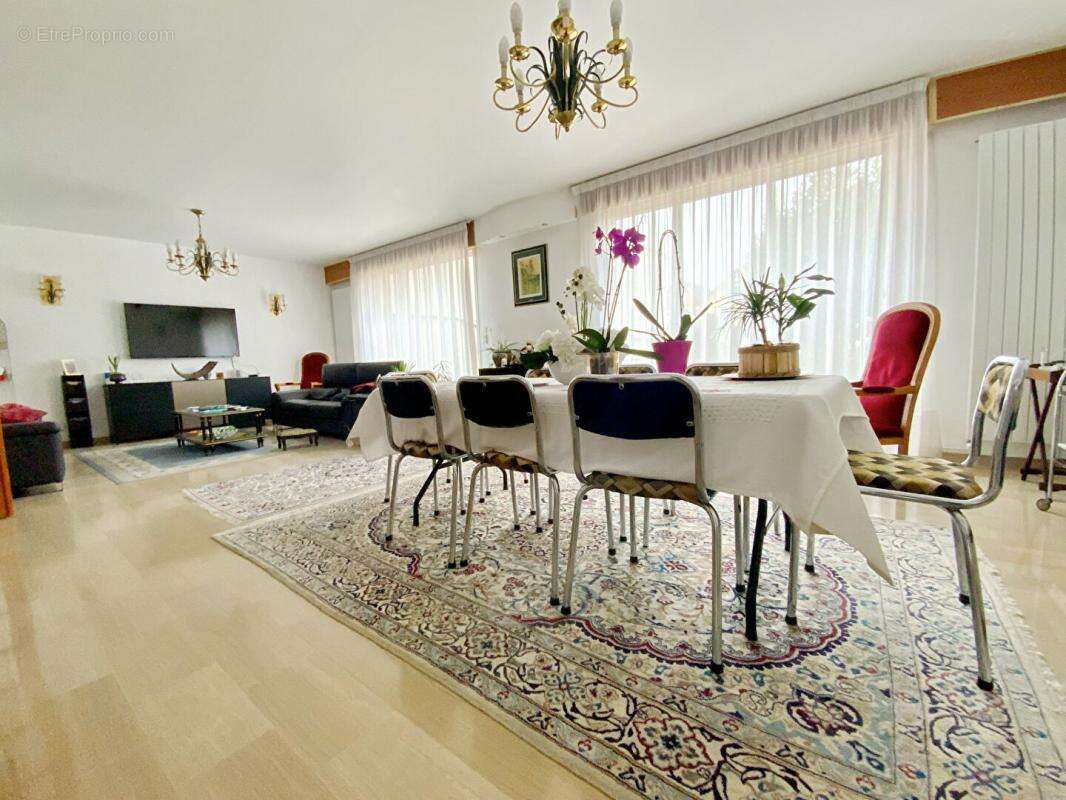 Maison à ASNIERES-SUR-SEINE