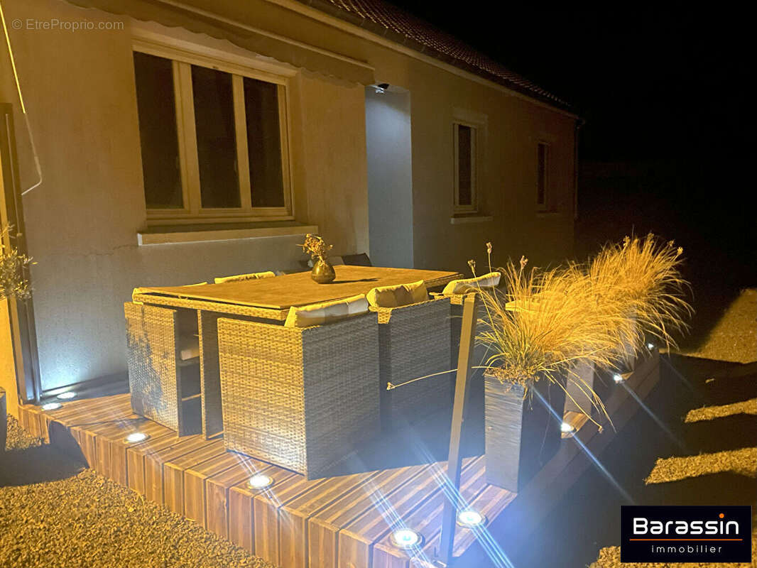 Maison à TOURVILLE-SUR-SIENNE