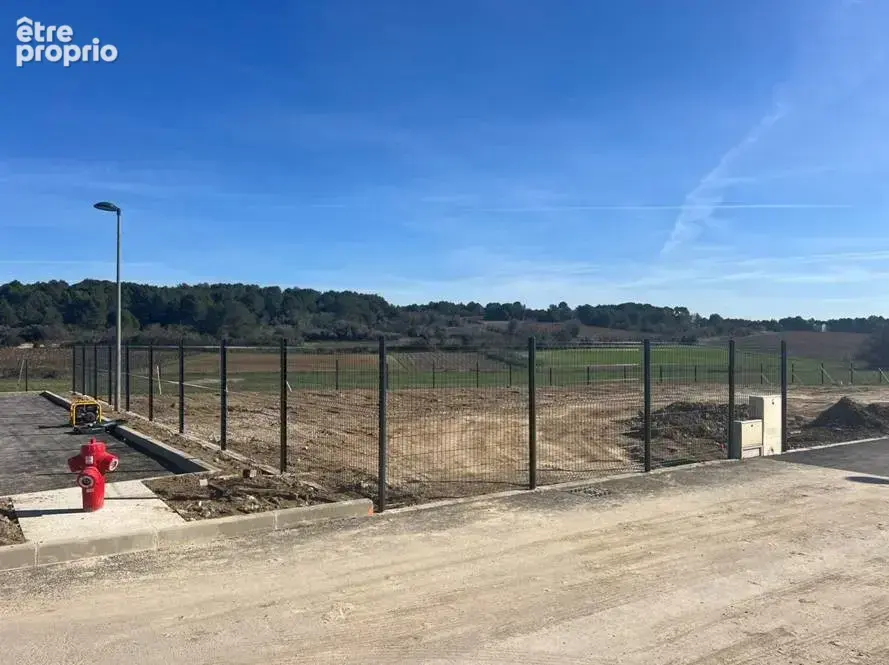Terrain 298 m² à Aigues-Vives  - photo 2