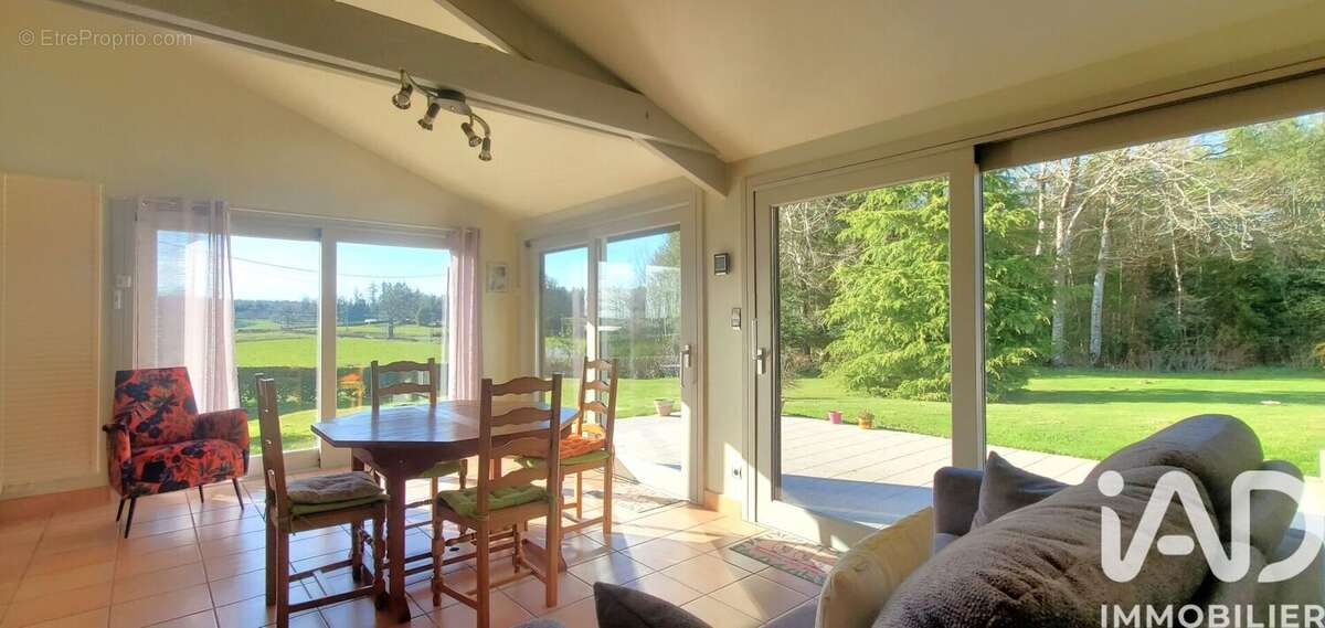 Photo 6 - Maison à NEUVIC