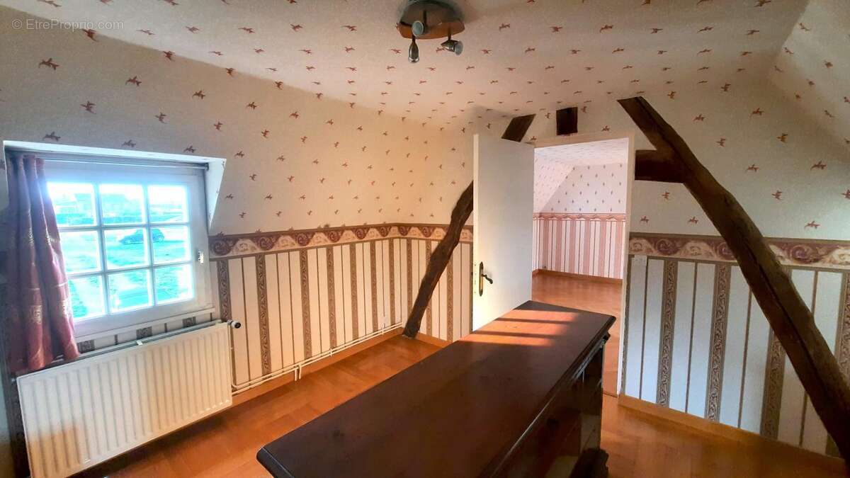 Maison à LA HAYE-DE-ROUTOT