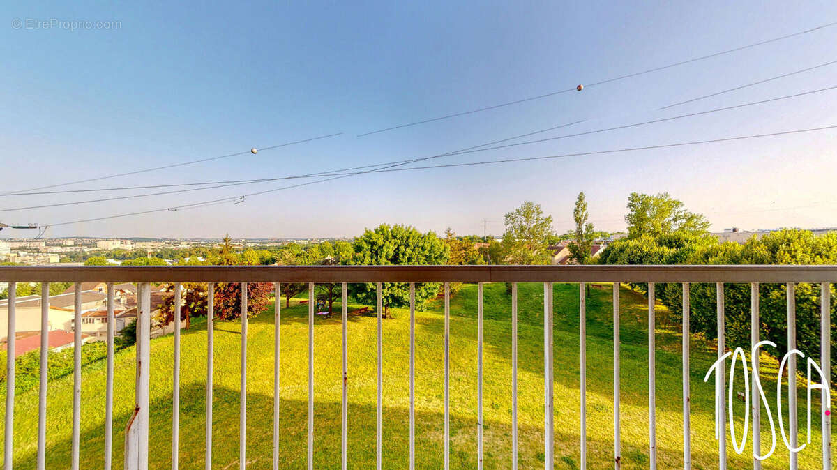 Appartement à THIAIS