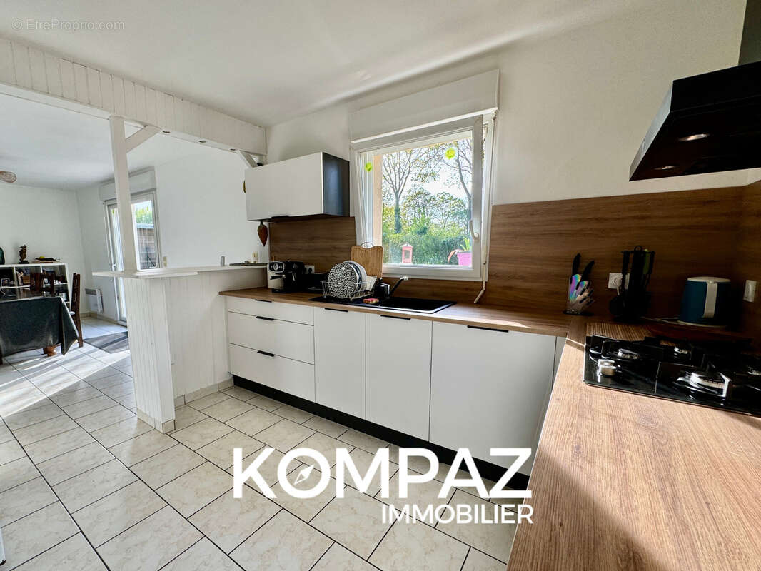 Maison à JUGON-LES-LACS