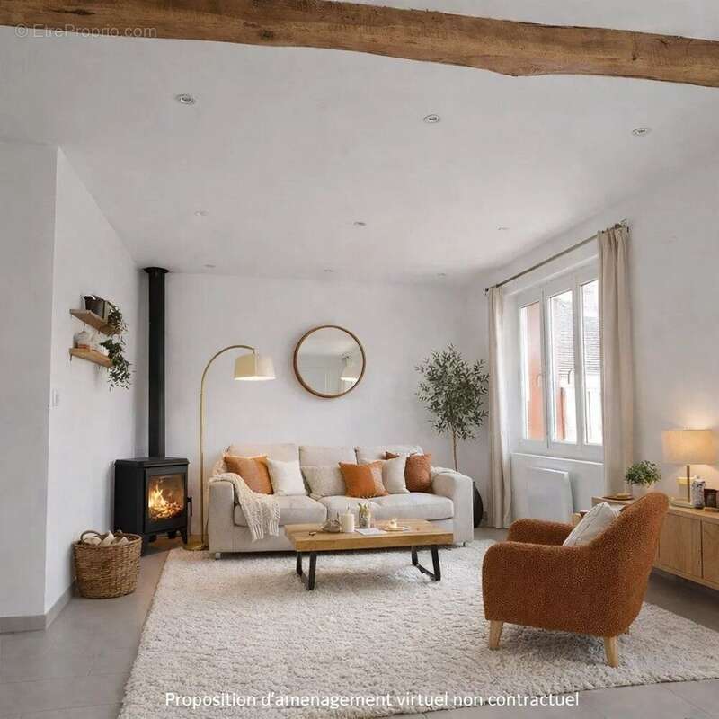 Maison à CRECY-LA-CHAPELLE