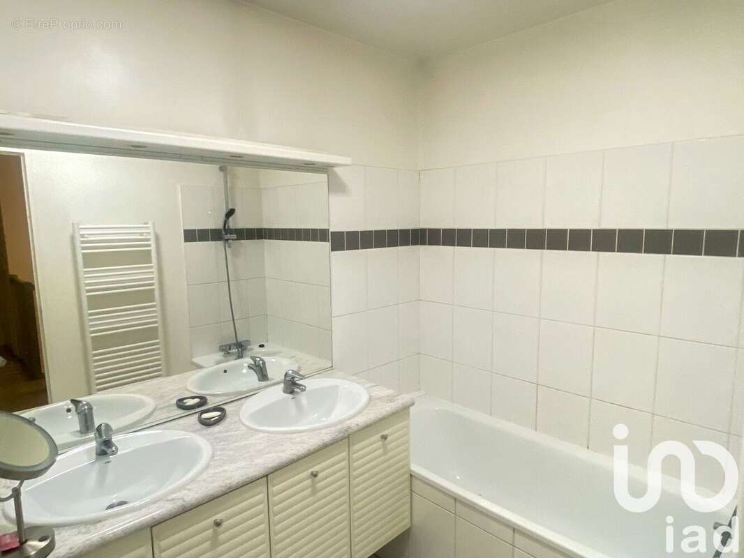 Photo 5 - Appartement à SAINT-MAUR-DES-FOSSES