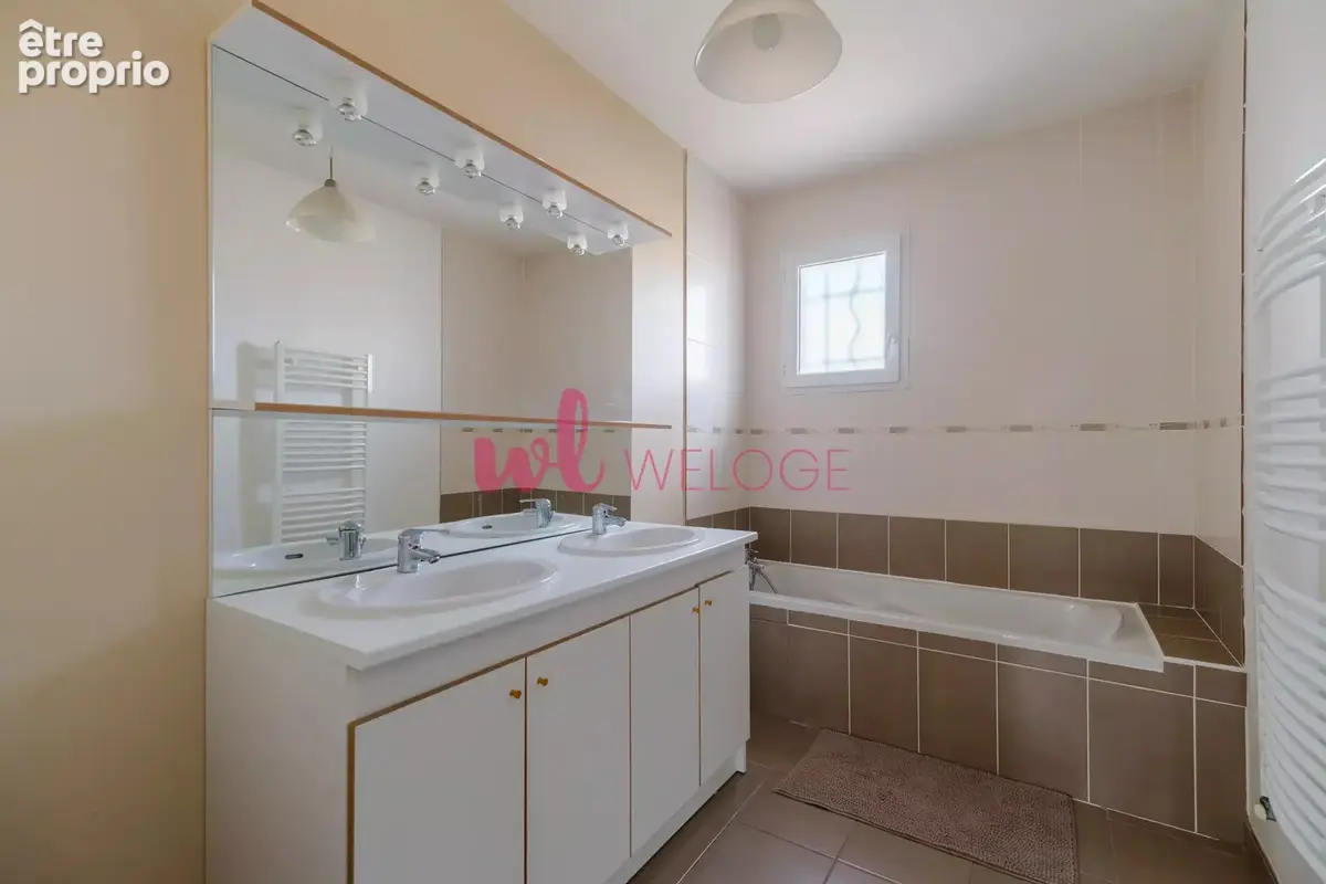 Maison 4 chambres avec piscine à GENAS - photo 9