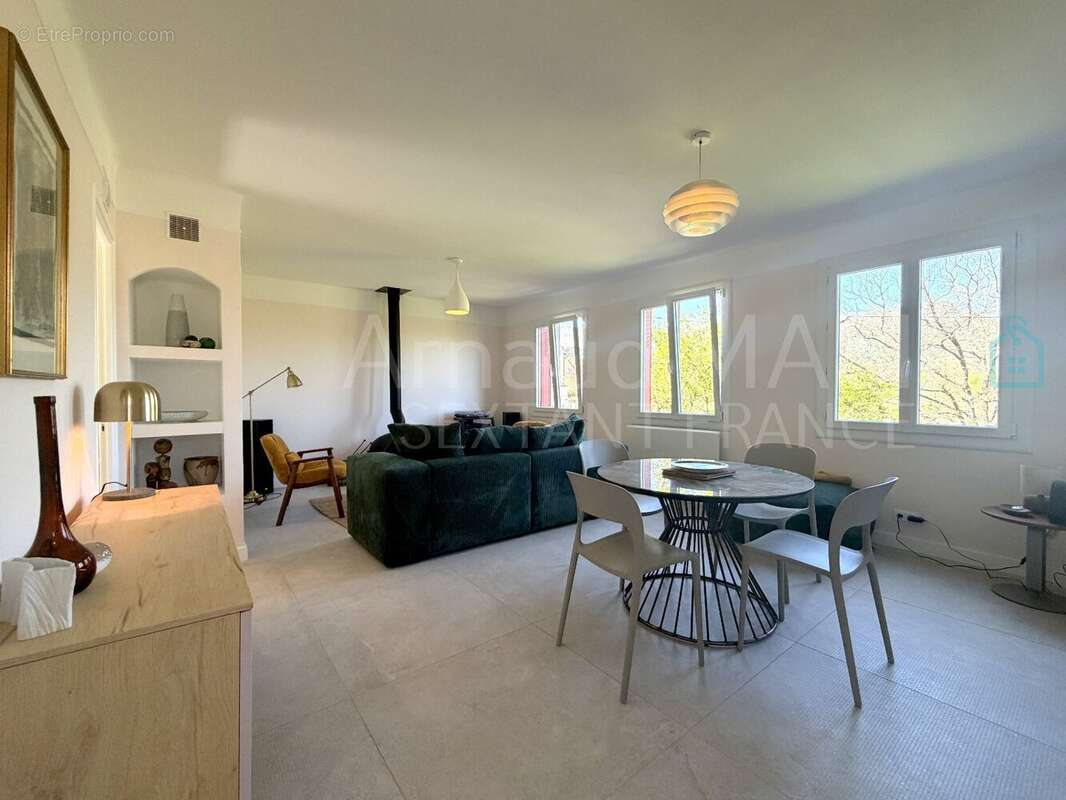 Pavillon de plain pied renove 64m² hab, jardin, terrasse, garage, cave, atelier, proche commodites - photo 8