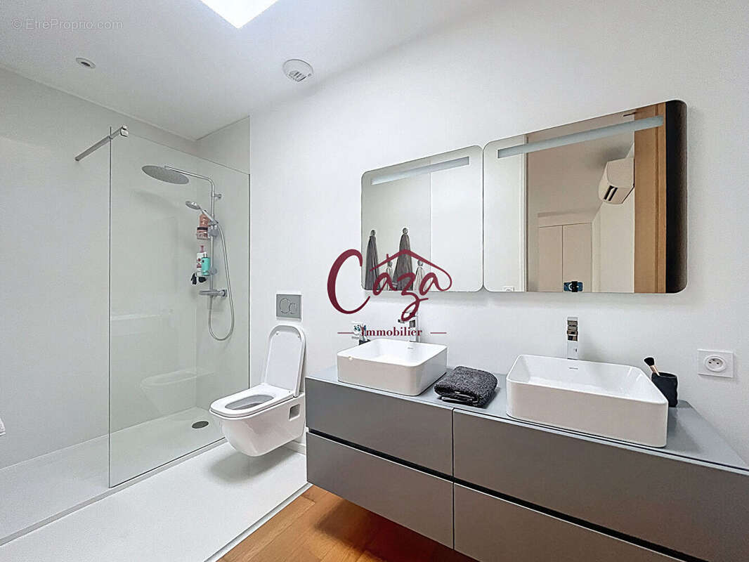 Maison à CAMBLANES-ET-MEYNAC