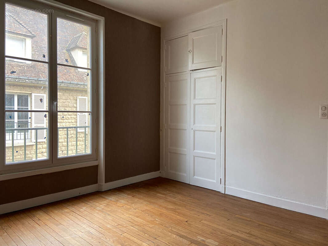 Appartement à FALAISE