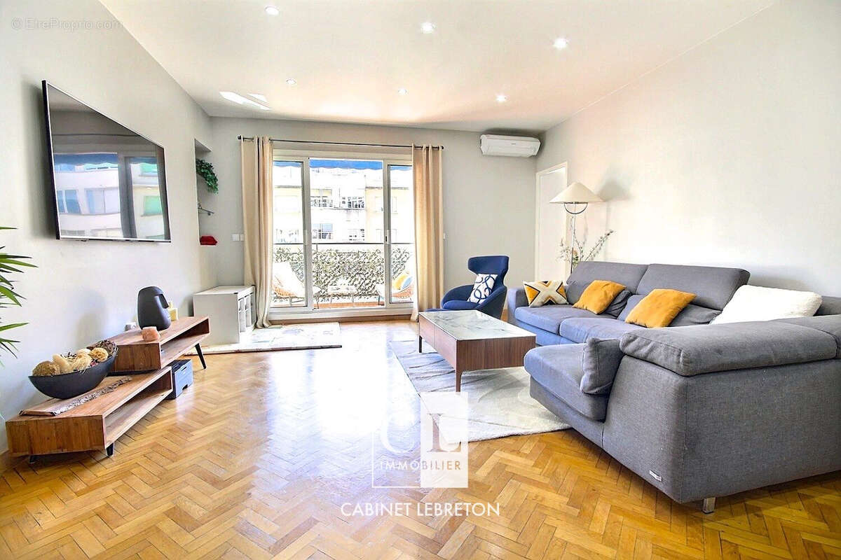 Appartement à MARSEILLE-8E