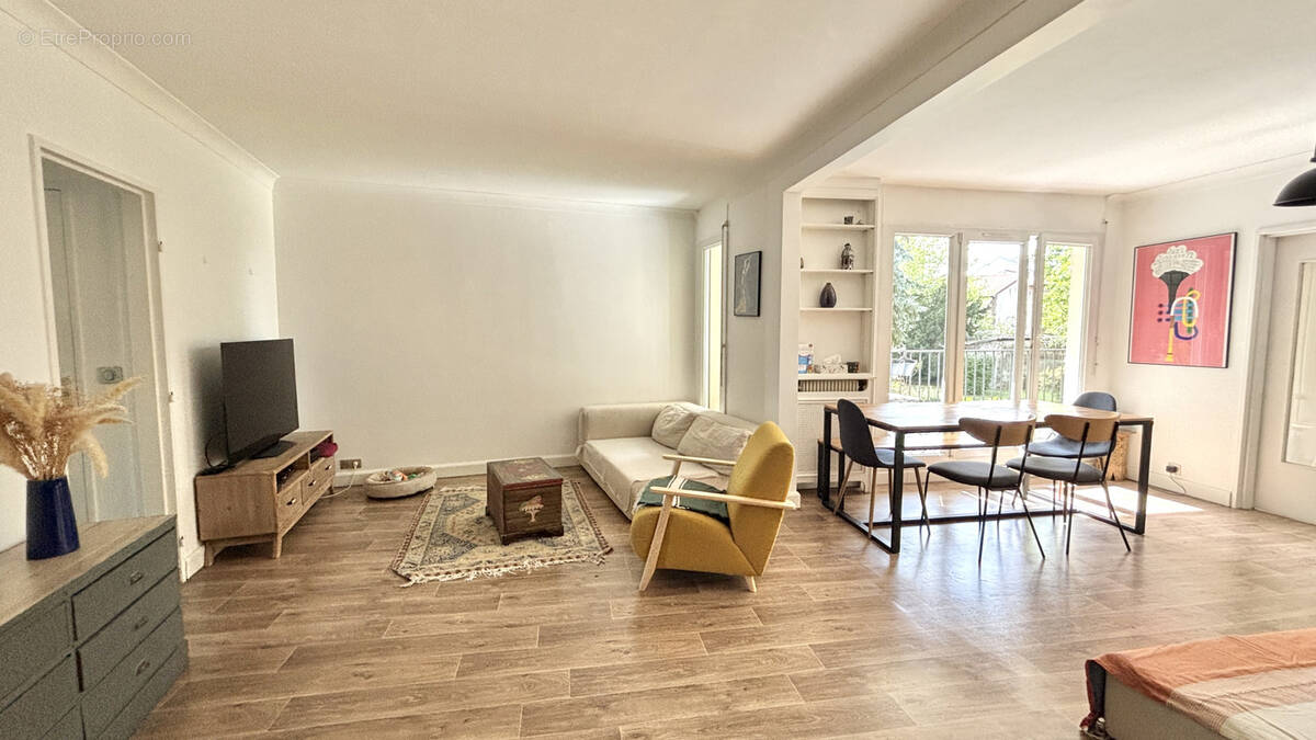 Appartement à SAINT-GRATIEN