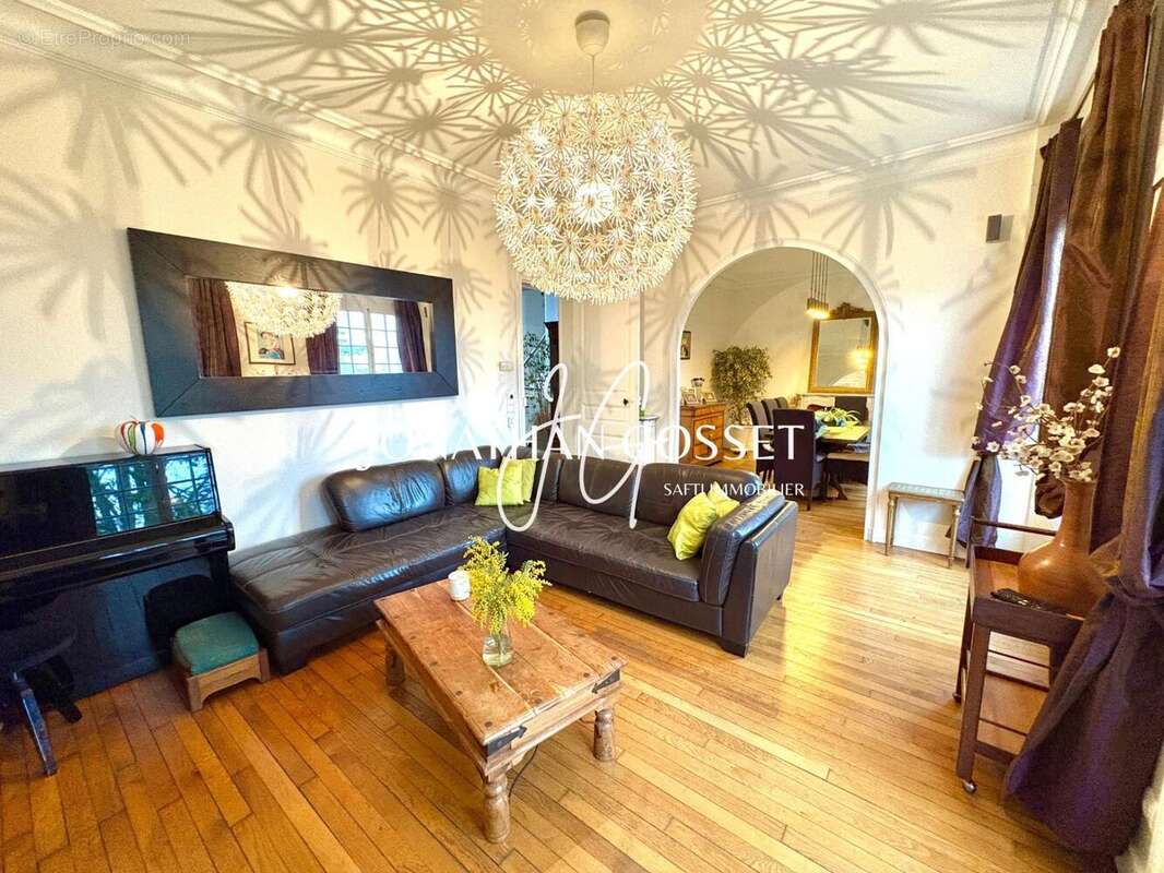 Photo 3 - Maison à EPONE