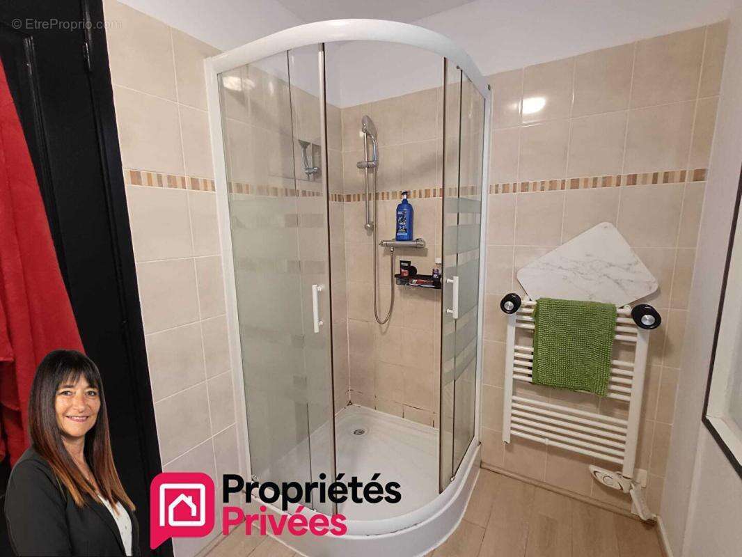 Appartement à LE COTEAU