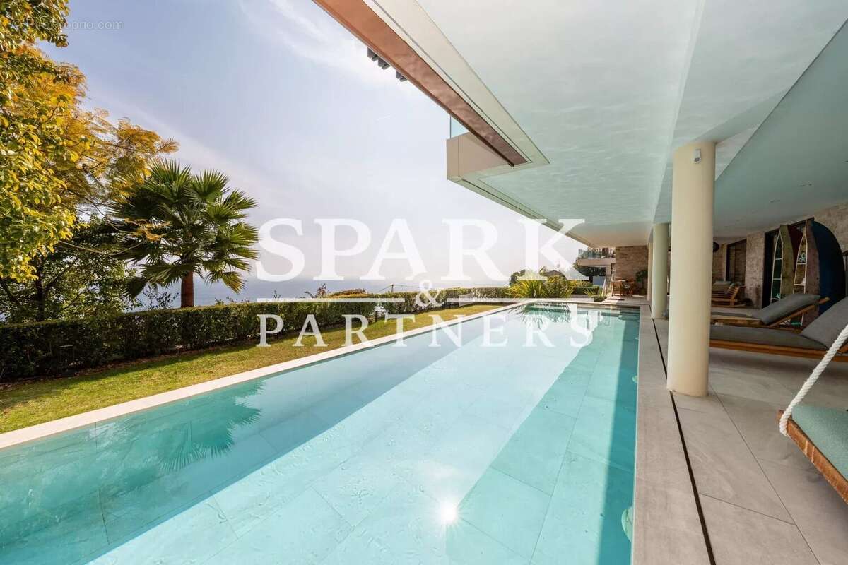 Maison à ROQUEBRUNE-CAP-MARTIN