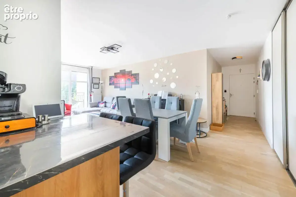 Appartement 4 pièces de 82 m² à Clamart avec Balcon et Parking - photo 5