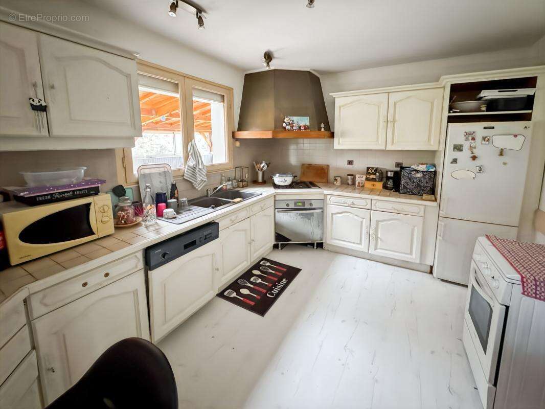 Maison à SAINT-ASTIER