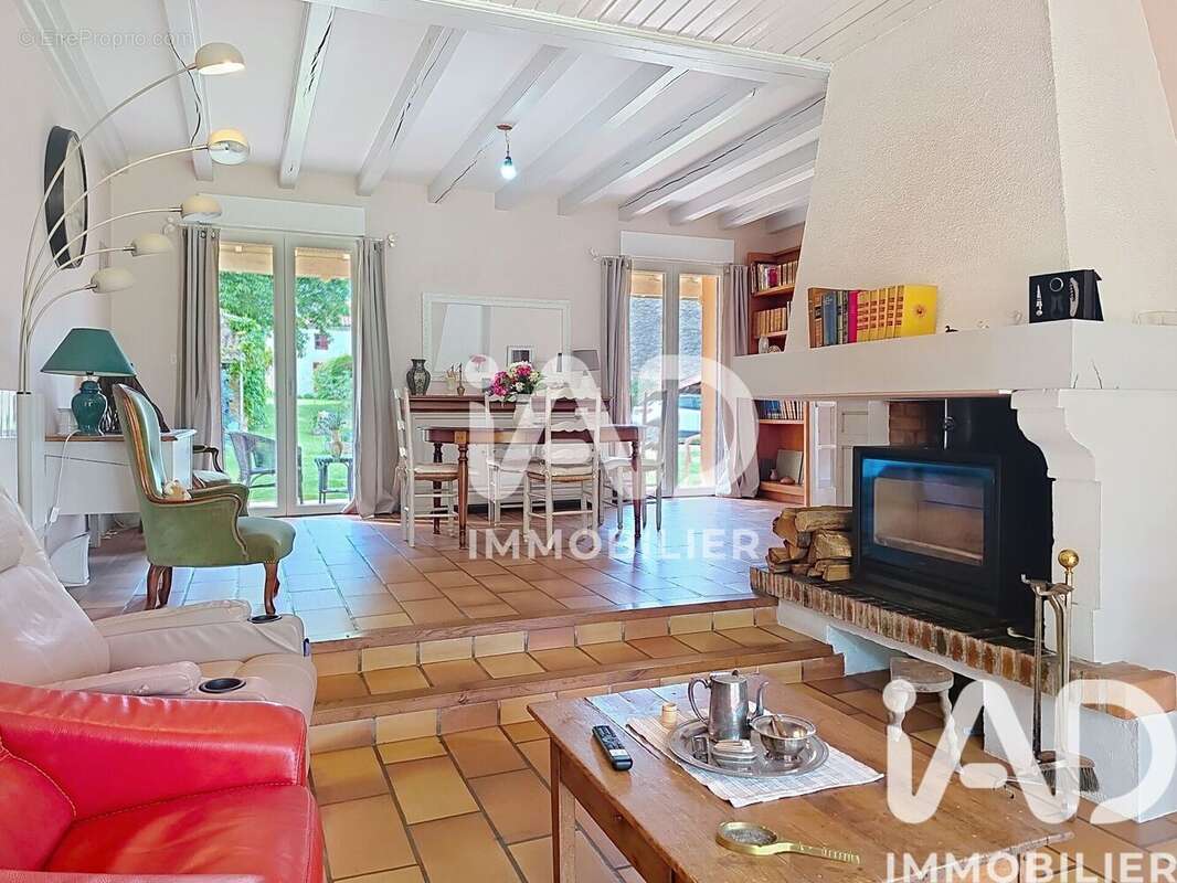 Maison 216 m² à Thenezay  - photo 7