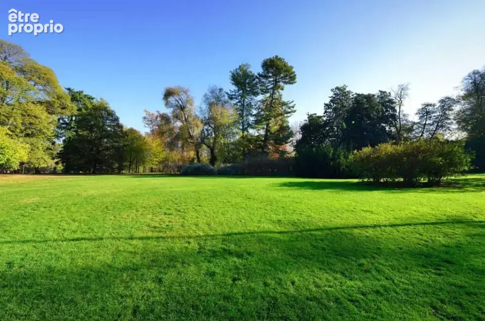 Terrain à LA HOUSSAYE-BERANGER