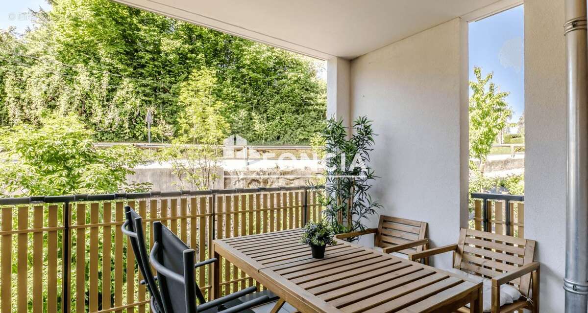 Appartement à AMANCY