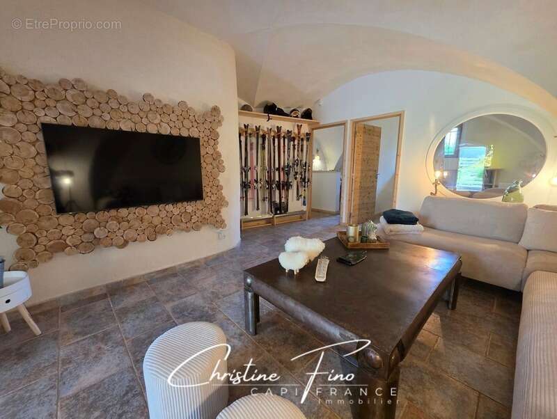 Appartement à LE MONETIER-LES-BAINS