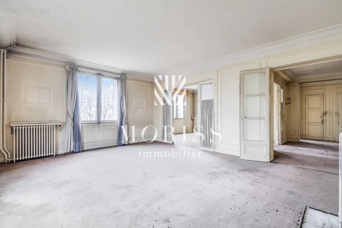 Appartement à NEUILLY-SUR-SEINE