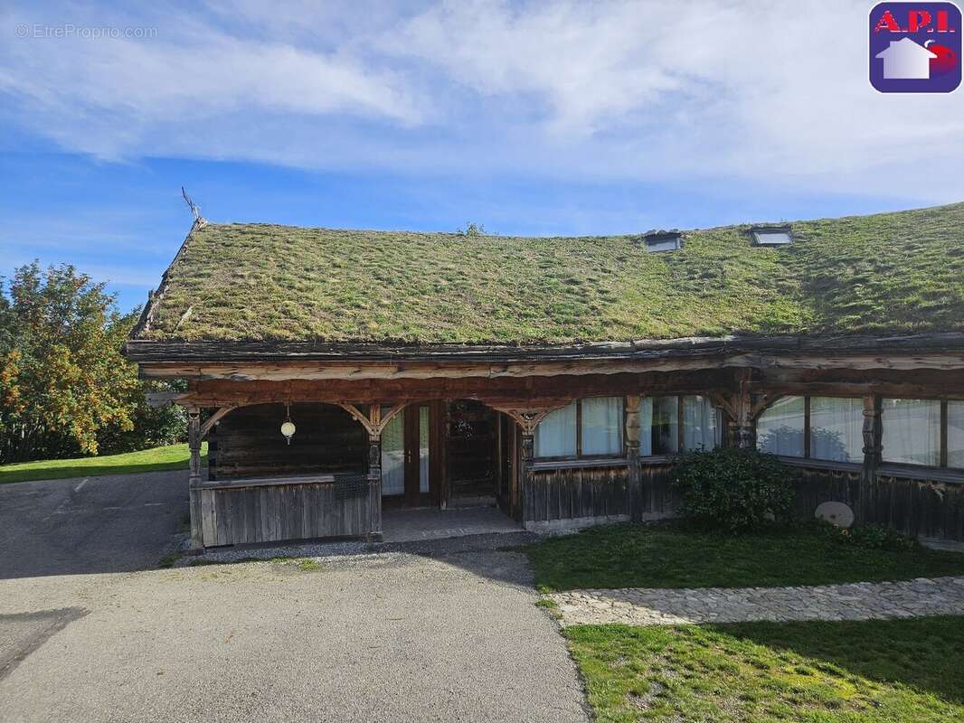 Maison à SAINT-PIERRE-DELS-FORCATS