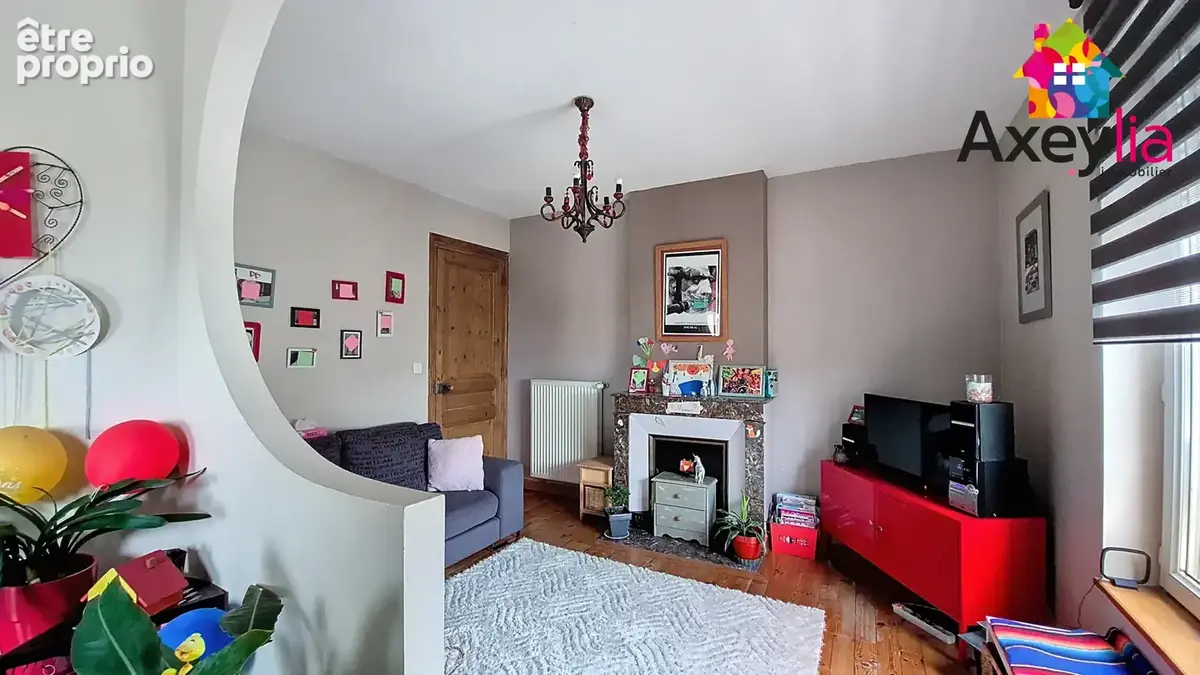 A vendre - pouilly-s/s-charlieu - appartement 4 pieces - photo 4
