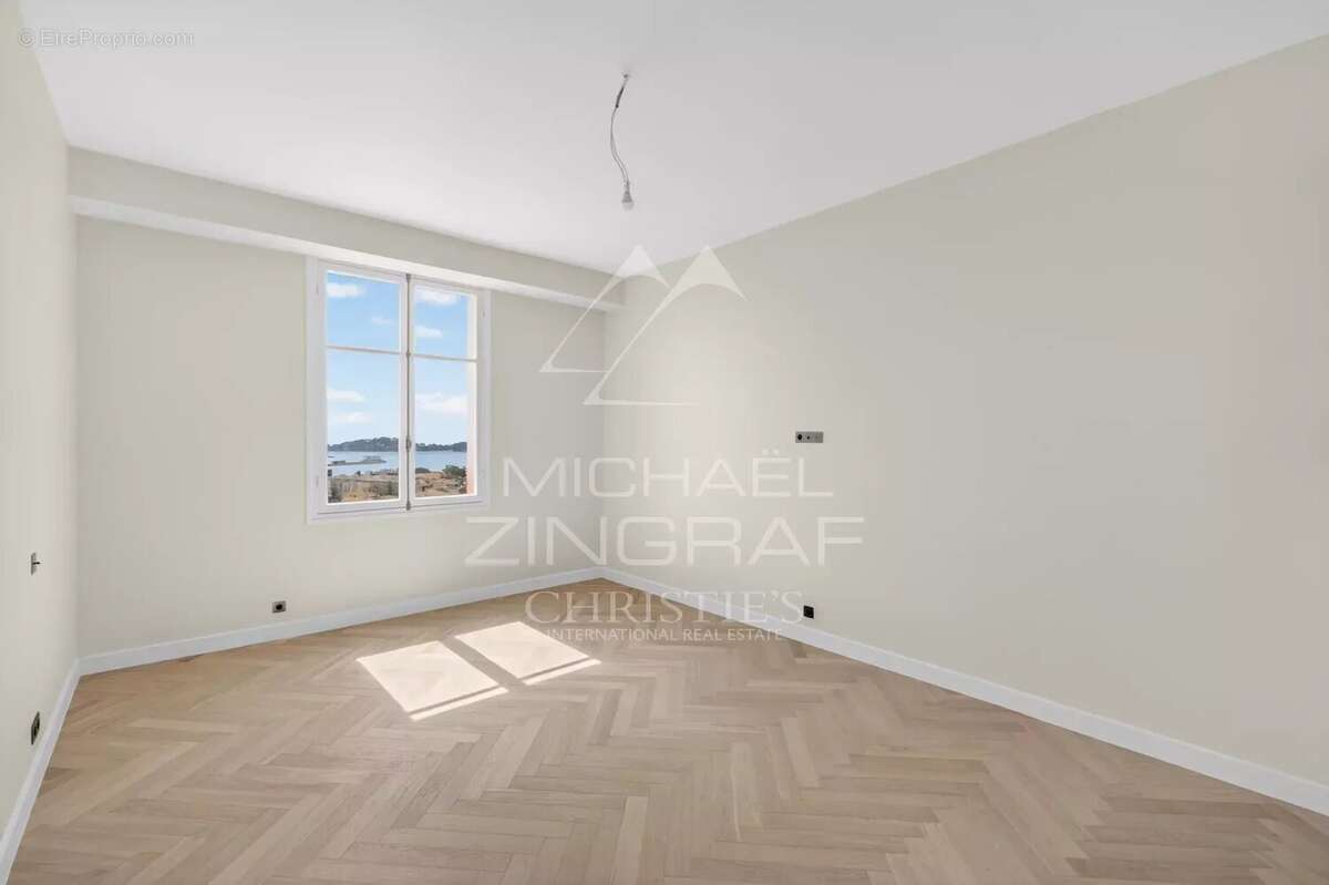 Appartement à BEAULIEU-SUR-MER