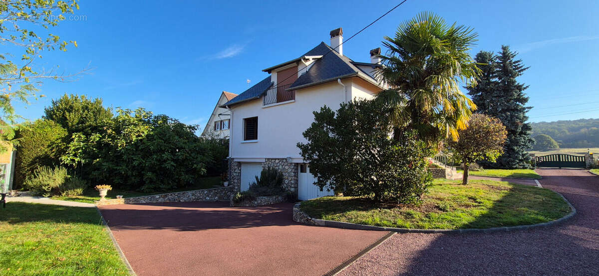 Maison à MONTFORT-SUR-RISLE