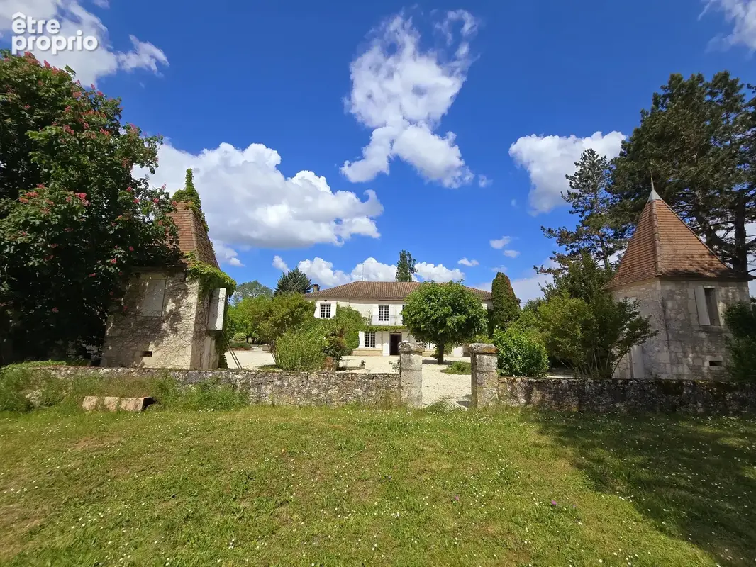 Manoir en Pierre avec Piscine, Terrain de Tennis & Grange – Près d'Eymet - photo 23