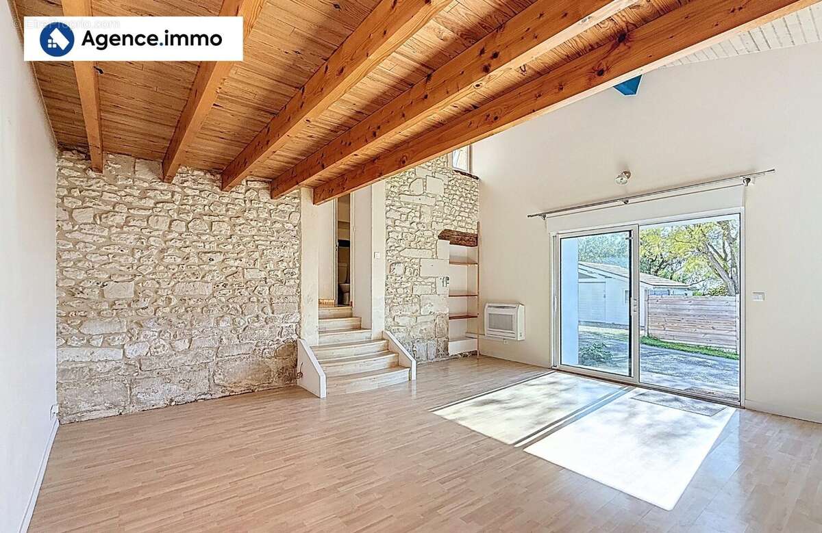 Maison à SAINT-FORT-SUR-GIRONDE