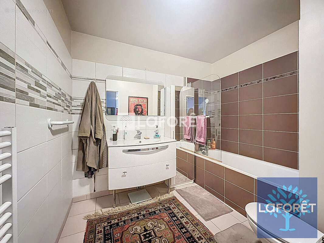 Appartement à VIGNEUX-SUR-SEINE