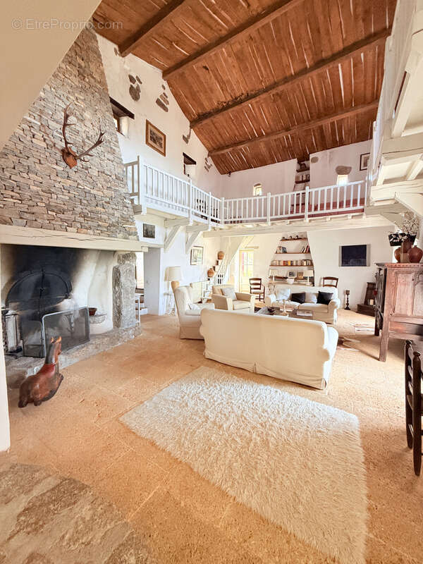 À Vendre   Mas d’Exception de 900 m2 sur 30 hectares   Cévennes - photo 8
