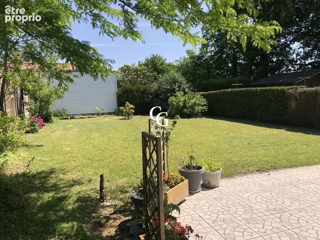Maison 5 pièces 99 m² à vendre à La Planche (44140) - photo 2