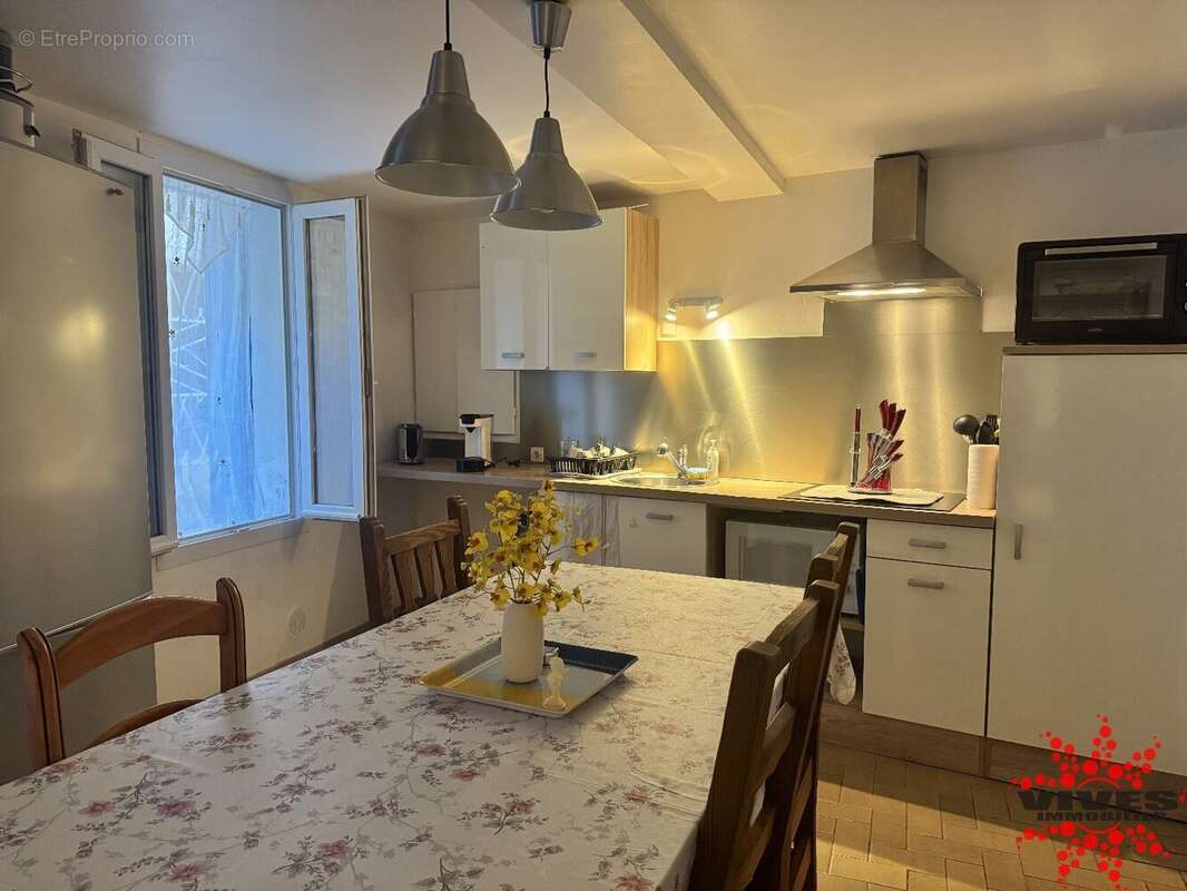 Maison à NISSAN-LEZ-ENSERUNE