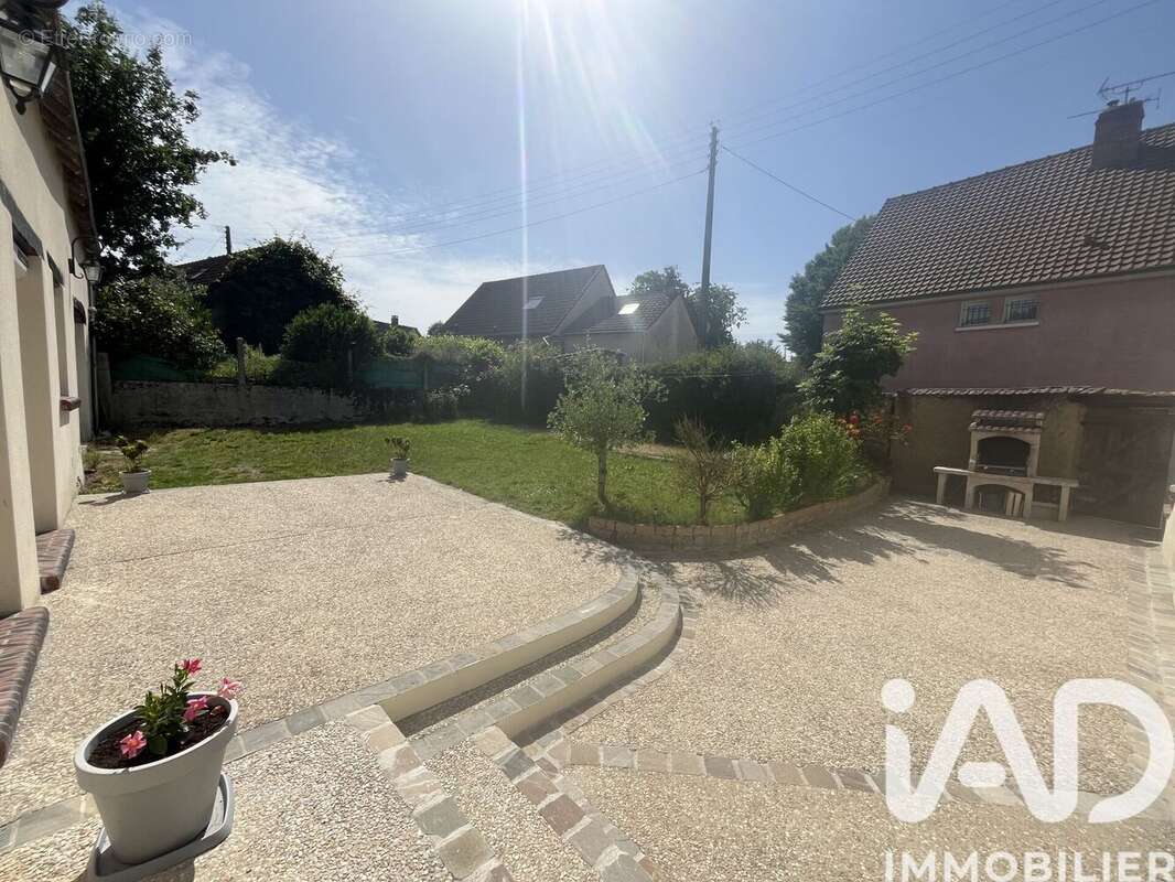 Photo 2 - Maison à MAINTENON