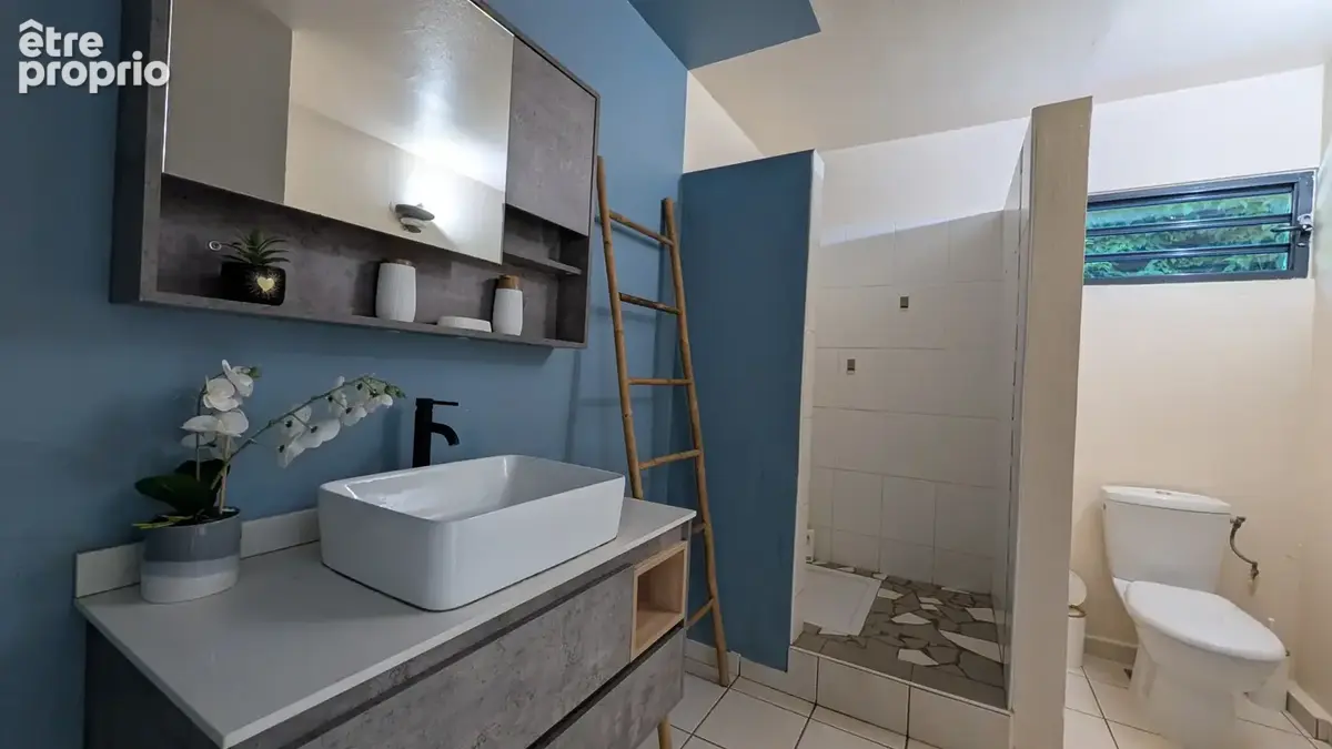 T3 RDC avec jardin privé de 42 m2 & piscine   Résidence sécurisé, Cayenne Baduel - photo 2