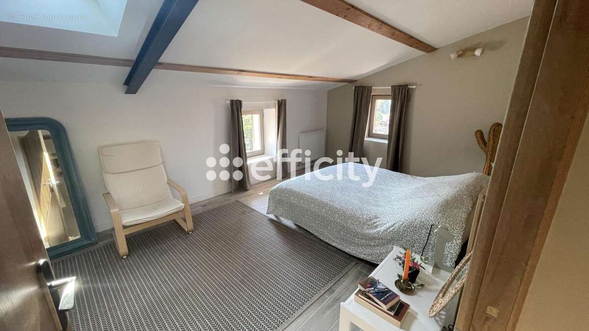 Maison 110 m² à Rustrel  - photo 20