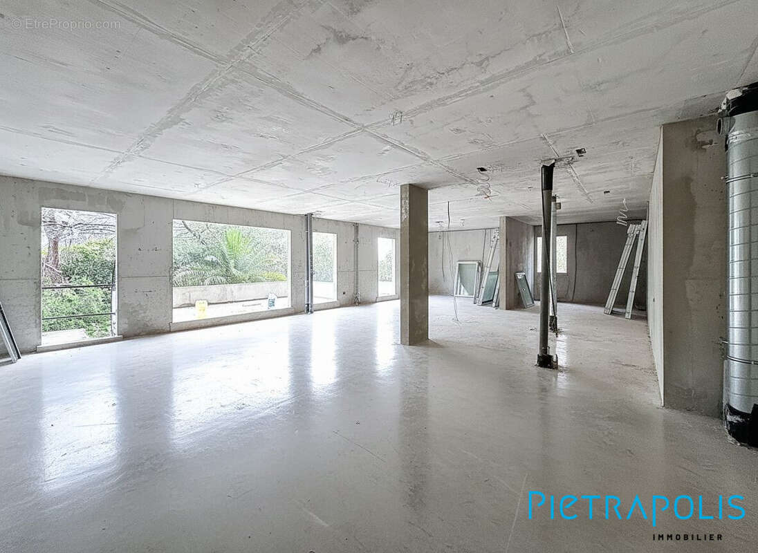 Appartement 82 m² à Sete  - photo 2